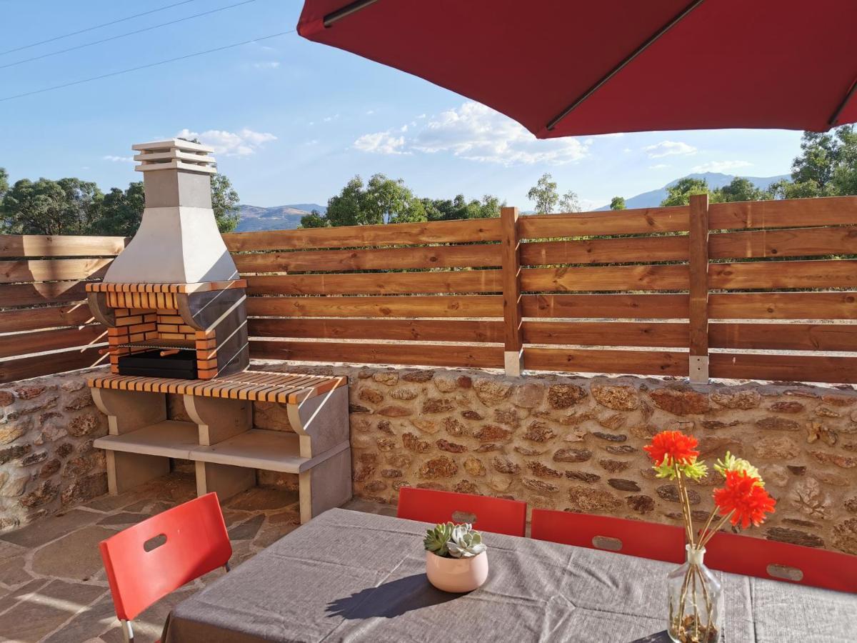 Casitas Pinilla Del Valle 外观 照片